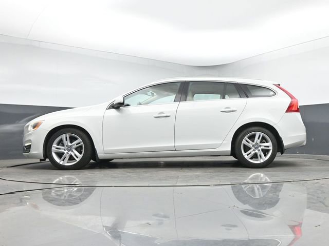 Used 2015 Volvo V60 T5 Premier Plus FWD image 17