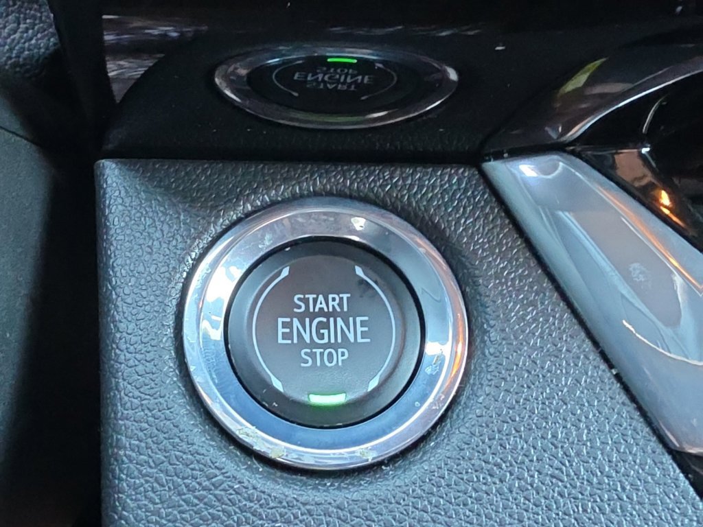 Used 2024 Buick Envista Sport Touring w/ Convenience I Package FWD image 25