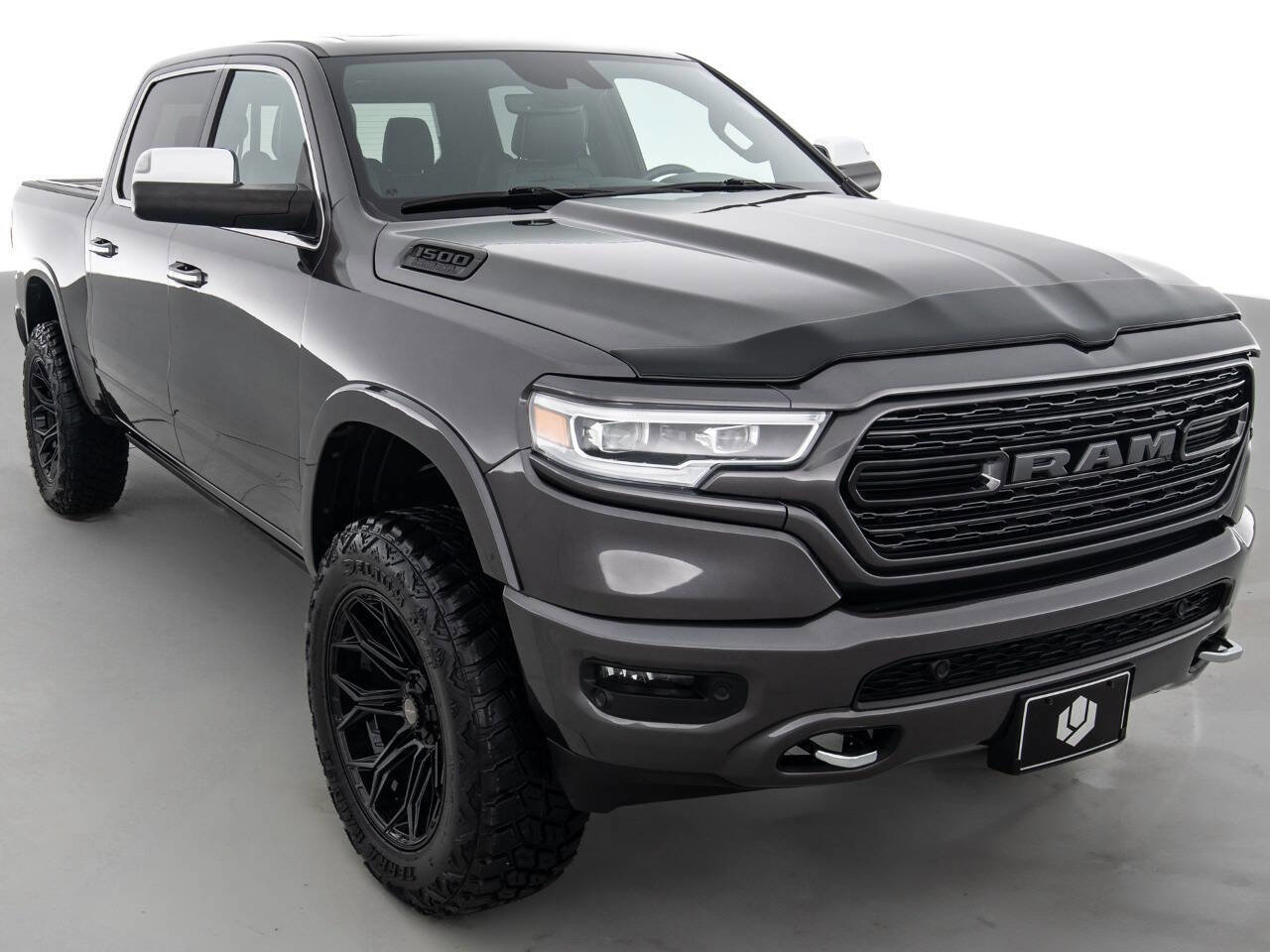 Used 2019 RAM 1500 Limited image 1