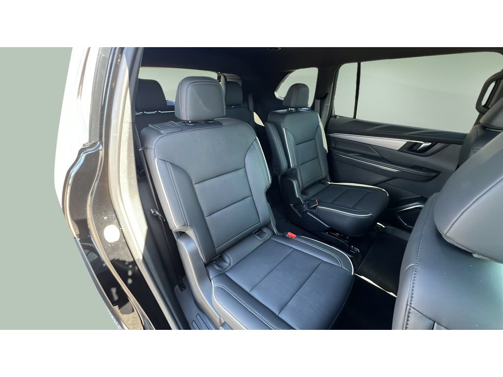 Certified 2025 Buick Enclave Preferred AWD/4WD image 31