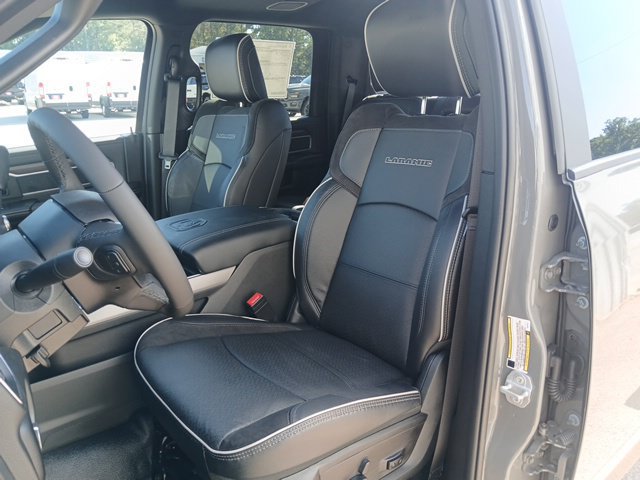 New 2027 RAM 5500 4x4 Crew Cab w/ Laramie Trim Package image 33