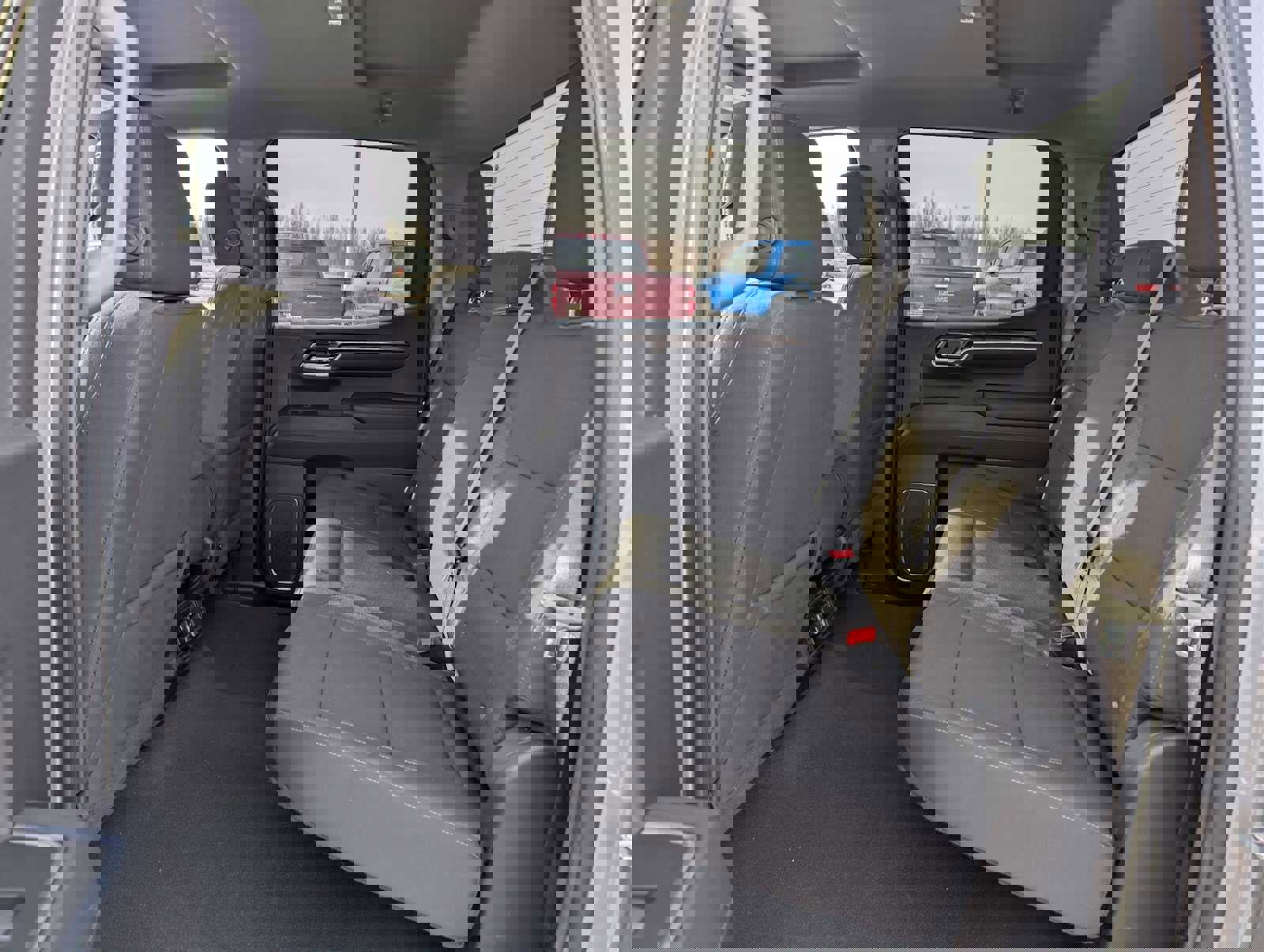 Used 2024 GMC Sierra 1500 SLE w/ X31 Off-Road Package image 16