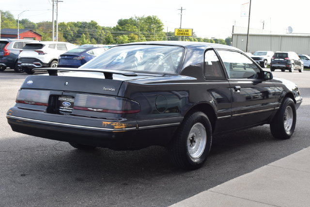 Used 1987 Ford Thunderbird Sport RWD image 9
