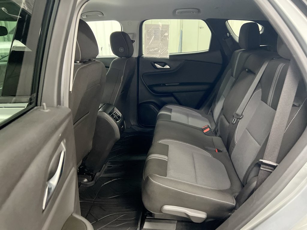 Used 2024 Chevrolet Blazer LT w/ Convenience Package FWD image 22