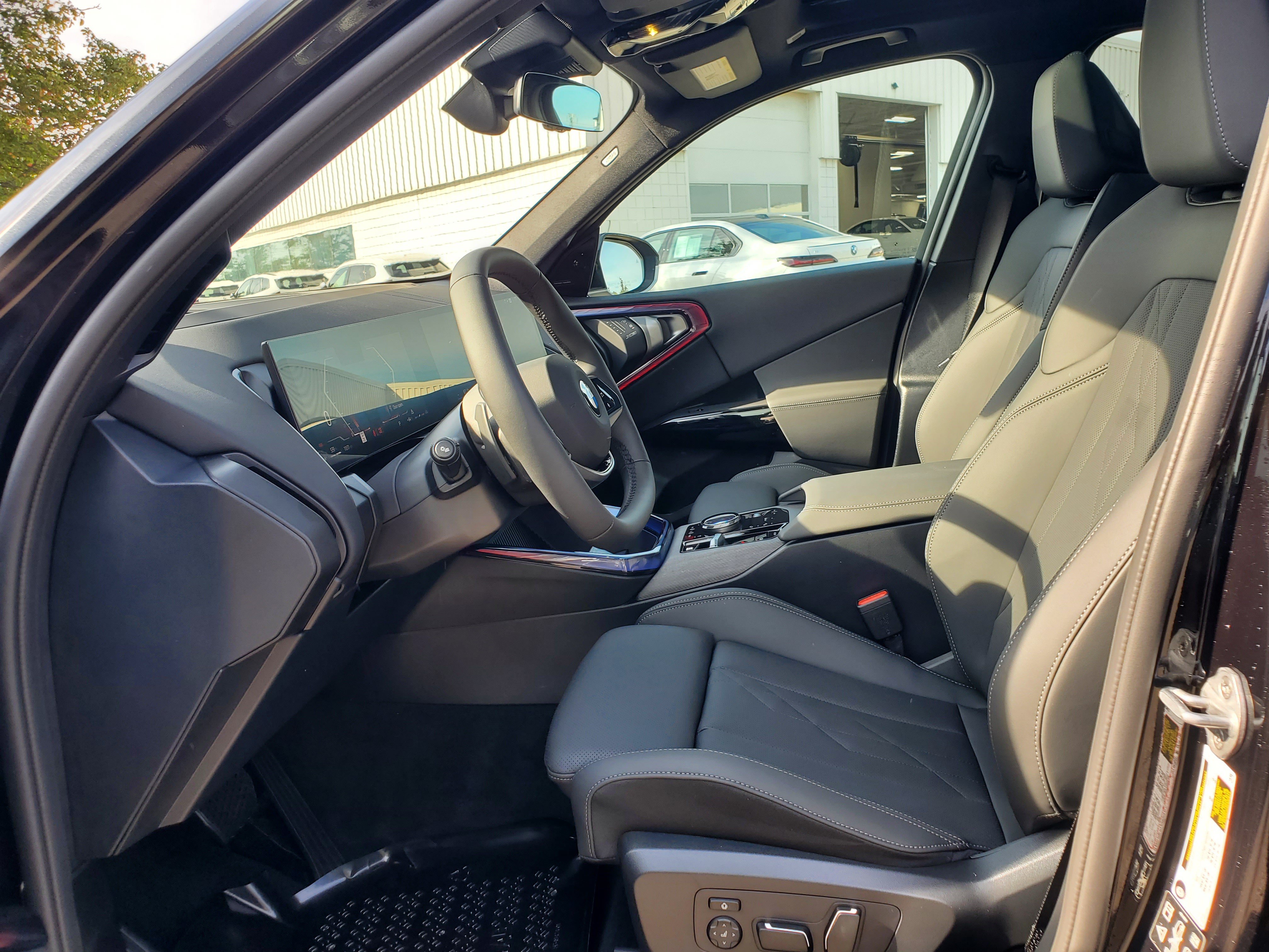 New 2026 BMW X3 xDrive30i w/ Premium Package AWD/4WD image 9