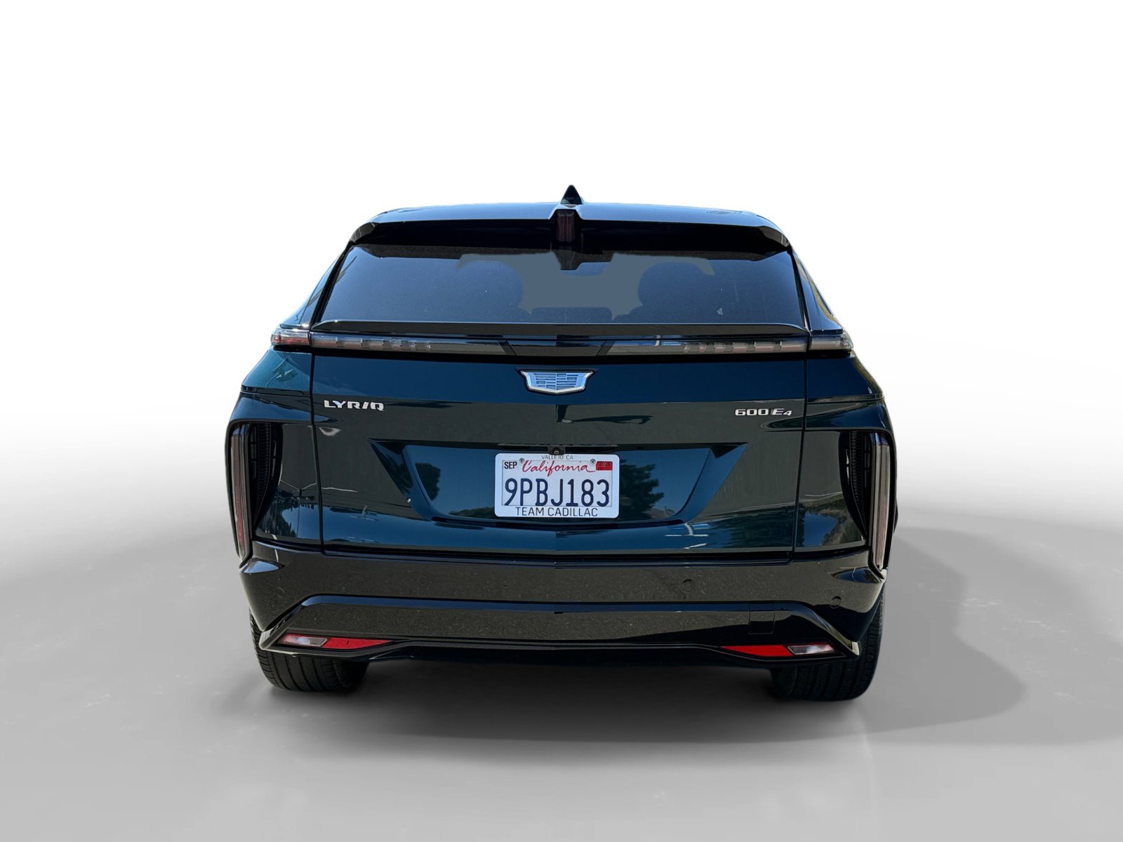 Used 2024 Cadillac Lyriq Sport w/ LPO, Floor Liner Package AWD/4WD image 4