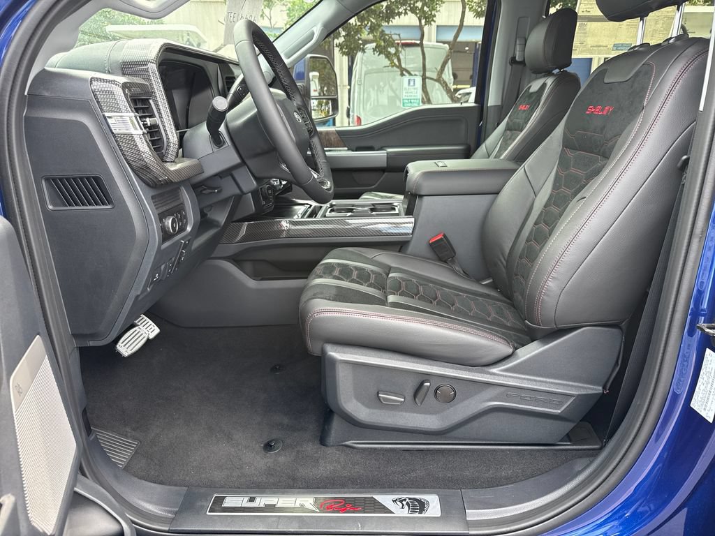 New 2026 Ford F250 Lariat w/ Black Appearance Package AWD/4WD image 21
