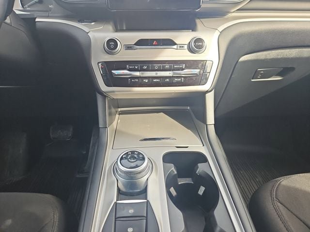 Used 2022 Ford Explorer XLT AWD/4WD image 11