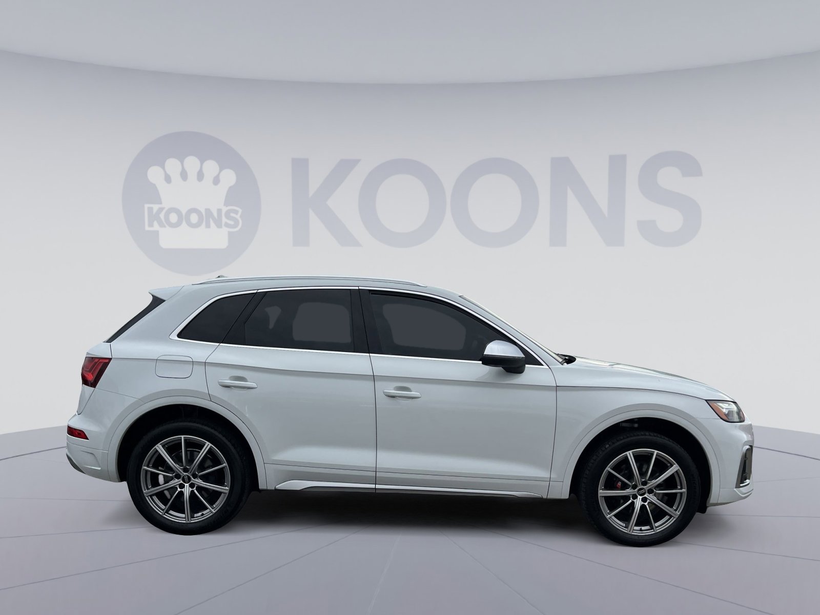 Used 2023 Audi SQ5 Premium Plus w/ Premium Plus Package image 8