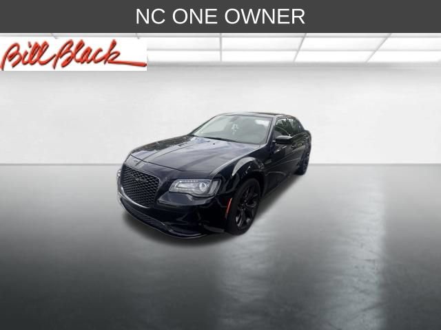 Used 2021 Chrysler 300 Touring w/ Sport Appearance Package RWD video 2