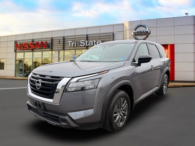 Certified 2024 Nissan Pathfinder S image 2
