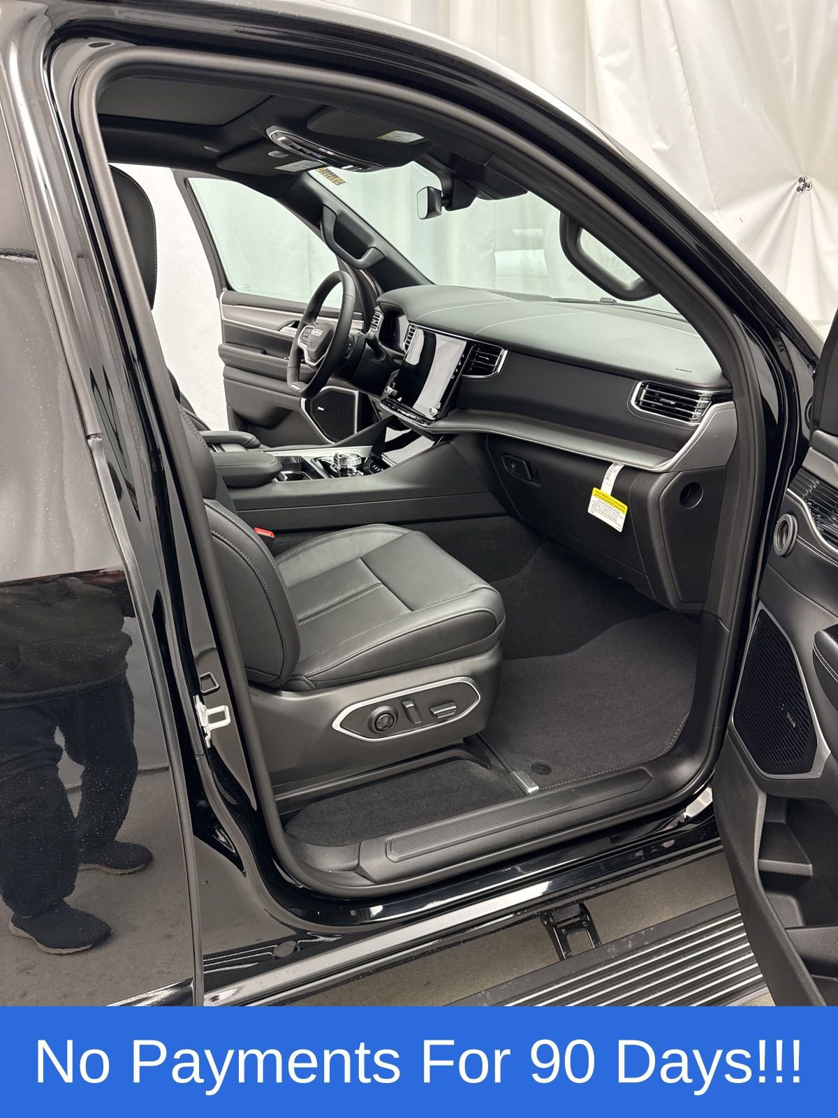 New 2026 Jeep Grand Wagoneer L Limited AWD/4WD image 37