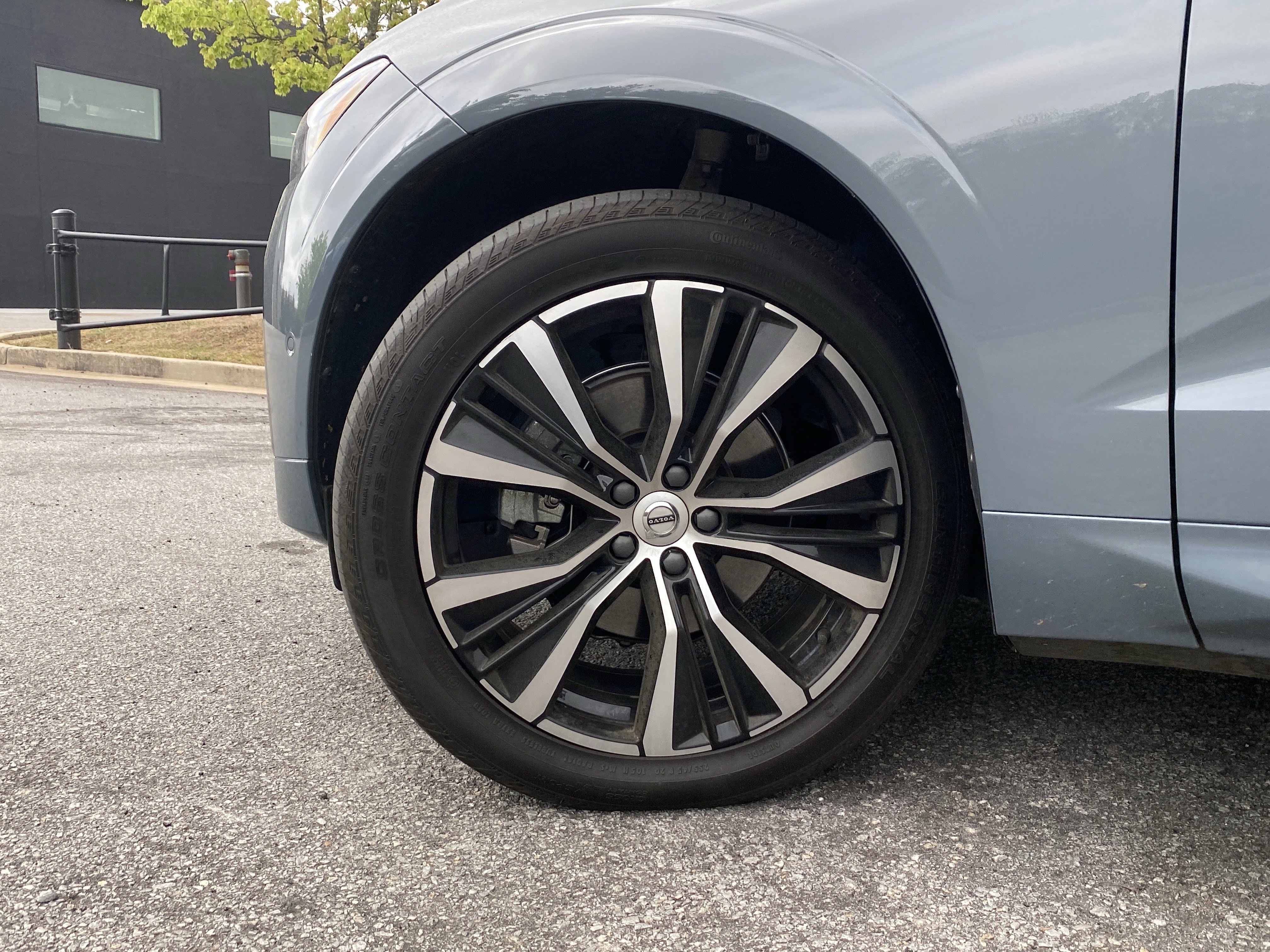 Used 2024 Volvo XC60 B5 Plus image 14