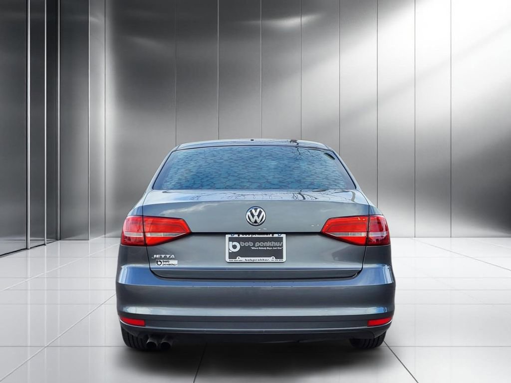 Used 2015 Volkswagen Jetta S image 25