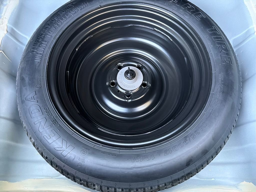 Used 2025 Honda HR-V LX image 32