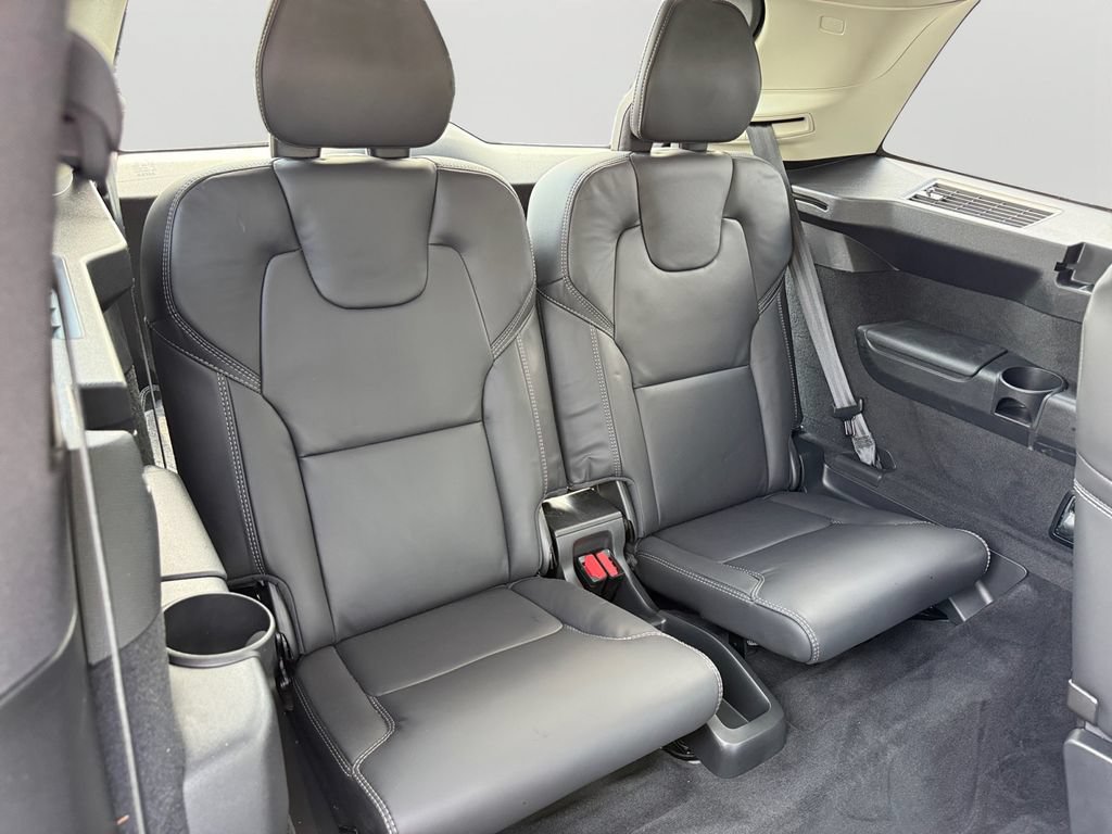 Certified 2023 Volvo XC90 B6 Ultimate w/ Protection Package AWD/4WD image 12