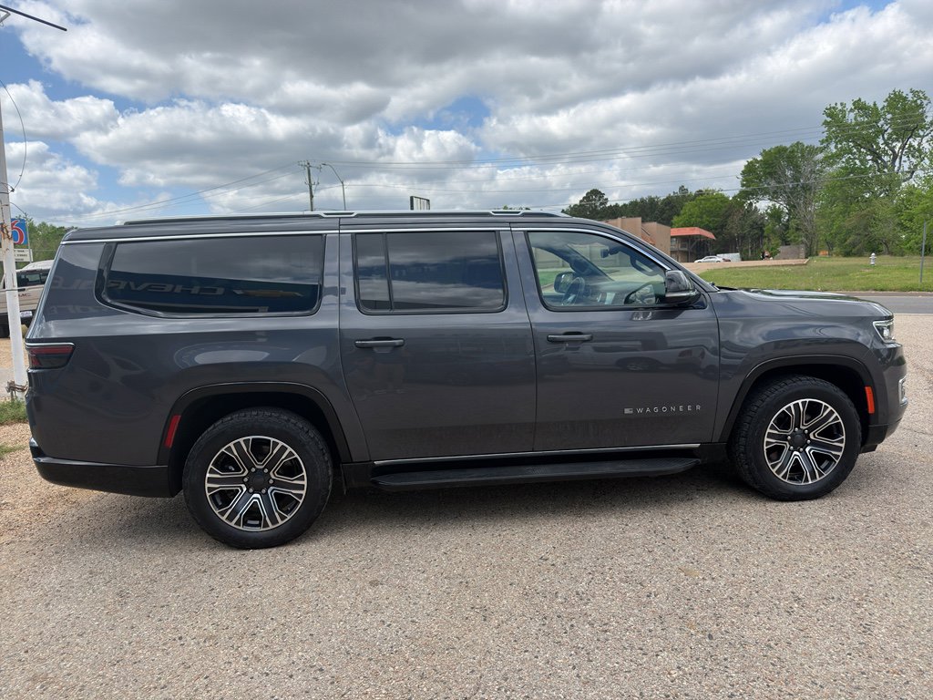 Used 2024 Jeep Wagoneer L Series II image 21