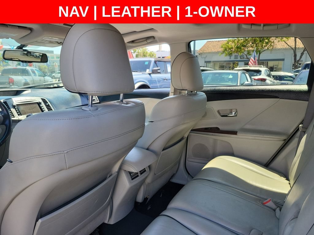 Used 2011 Toyota Venza AWD w/ Premium Pkg #2 image 18