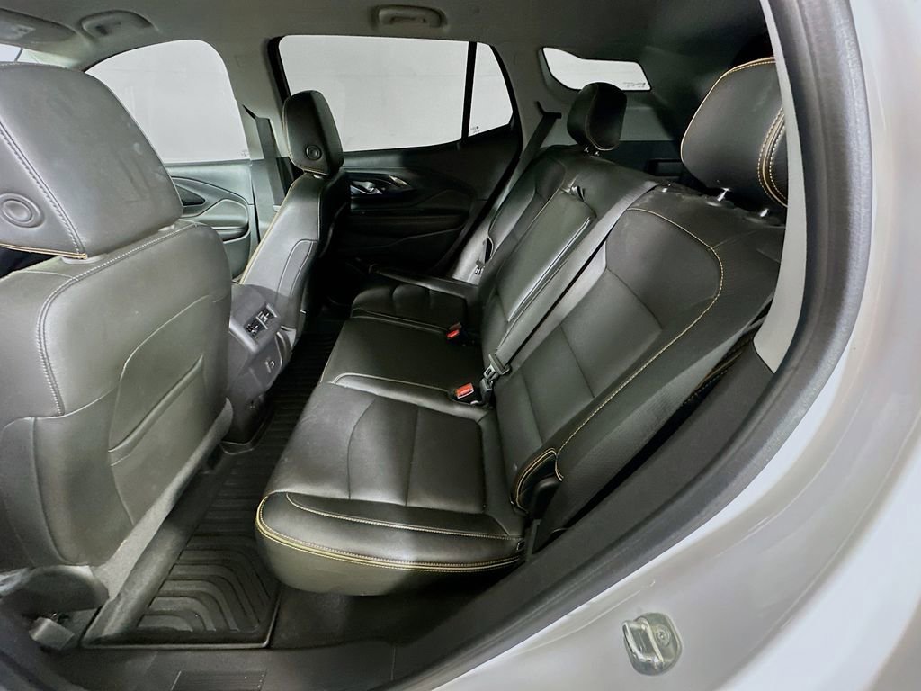 Used 2022 GMC Terrain AT4 image 14