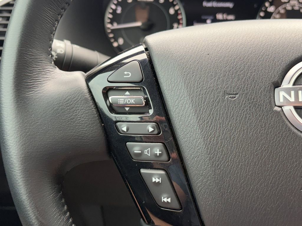 Used 2023 Nissan Armada SV w/ Cargo Package RWD image 12