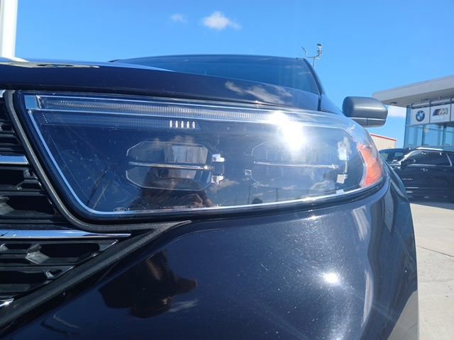 Used 2022 Ford Explorer XLT RWD image 4