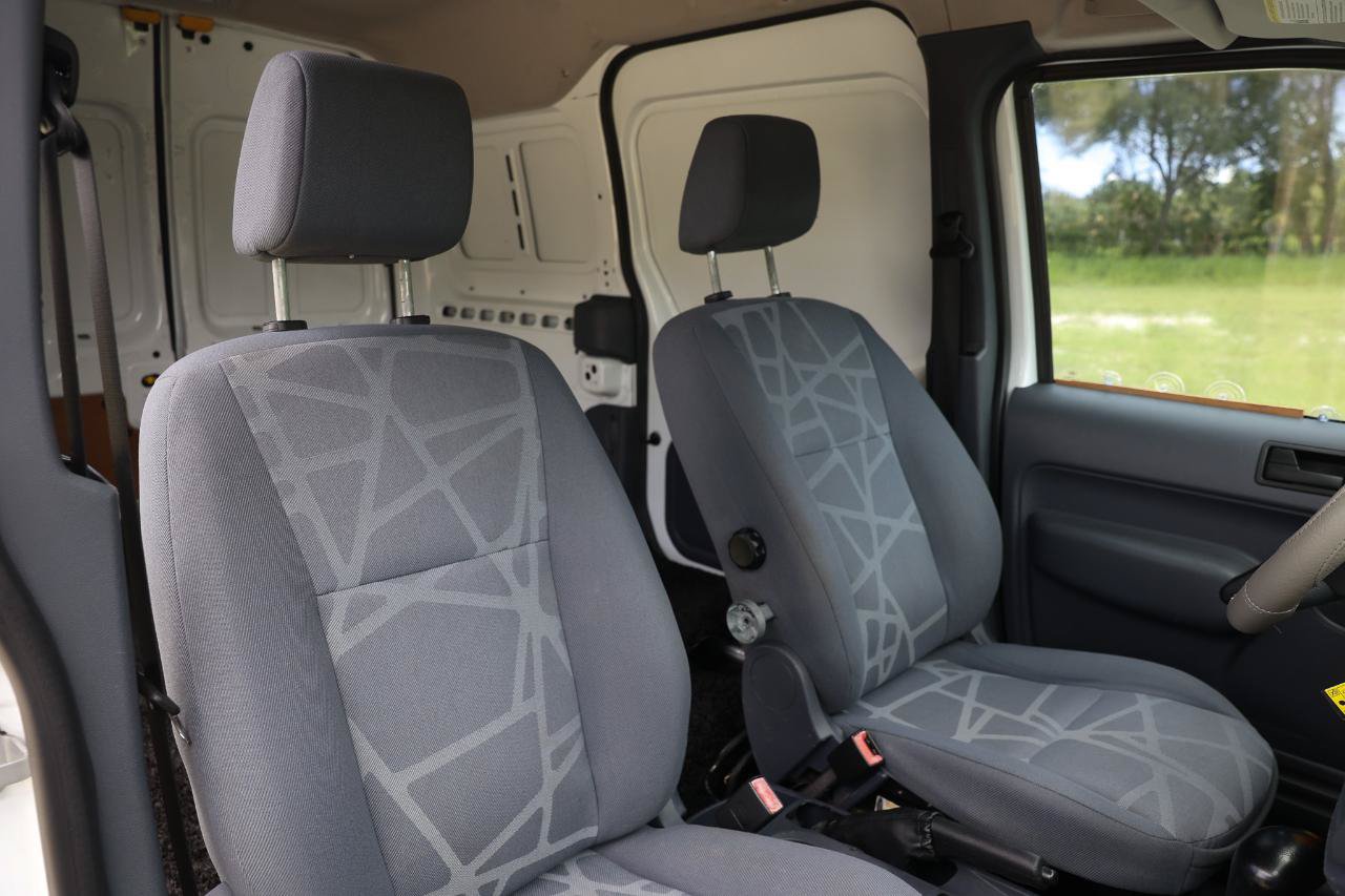 Used 2011 Ford Transit Connect XL FWD image 10