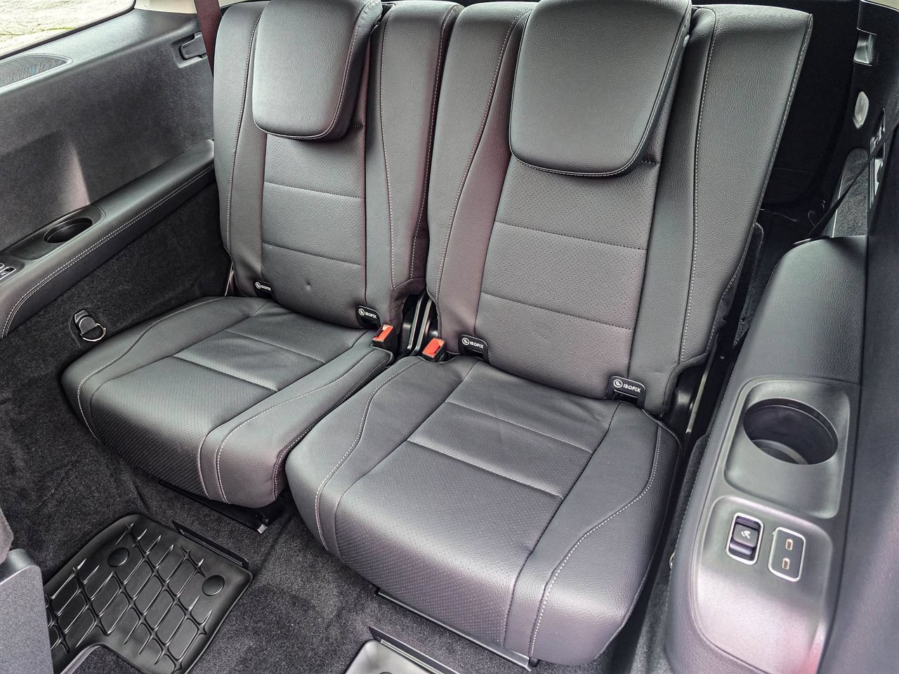 New 2026 Mercedes-Benz GLS 450 4MATIC image 31