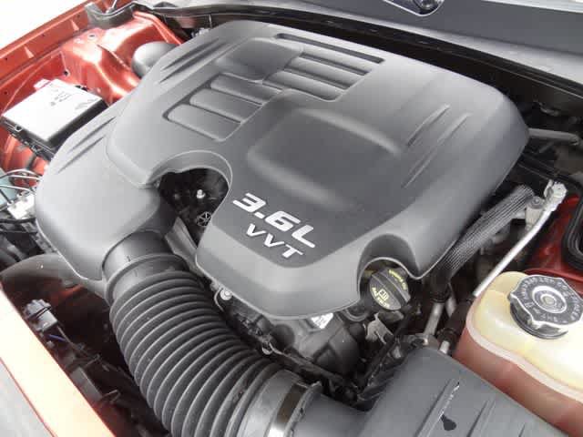 Used 2021 Chrysler 300 Touring RWD image 33
