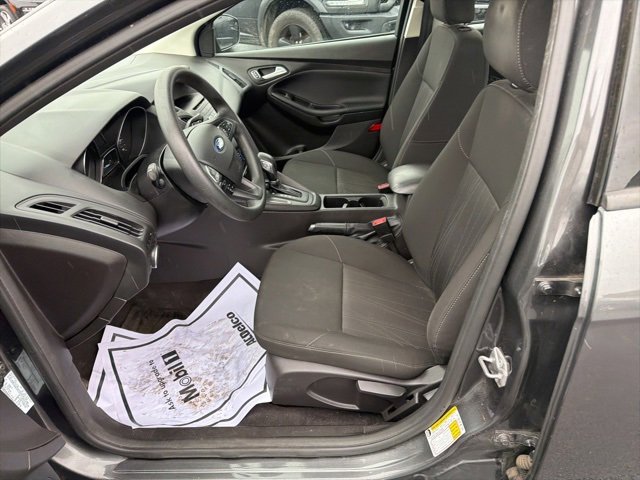 Used 2017 Ford Focus SE image 12