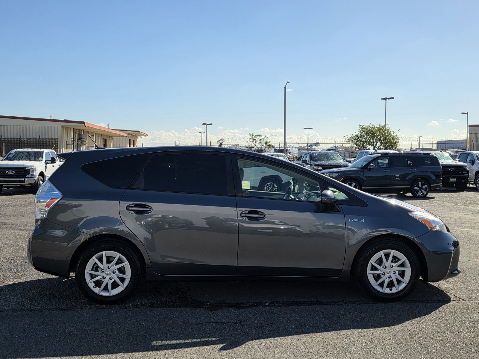 Used 2013 Toyota Prius V Two image 8