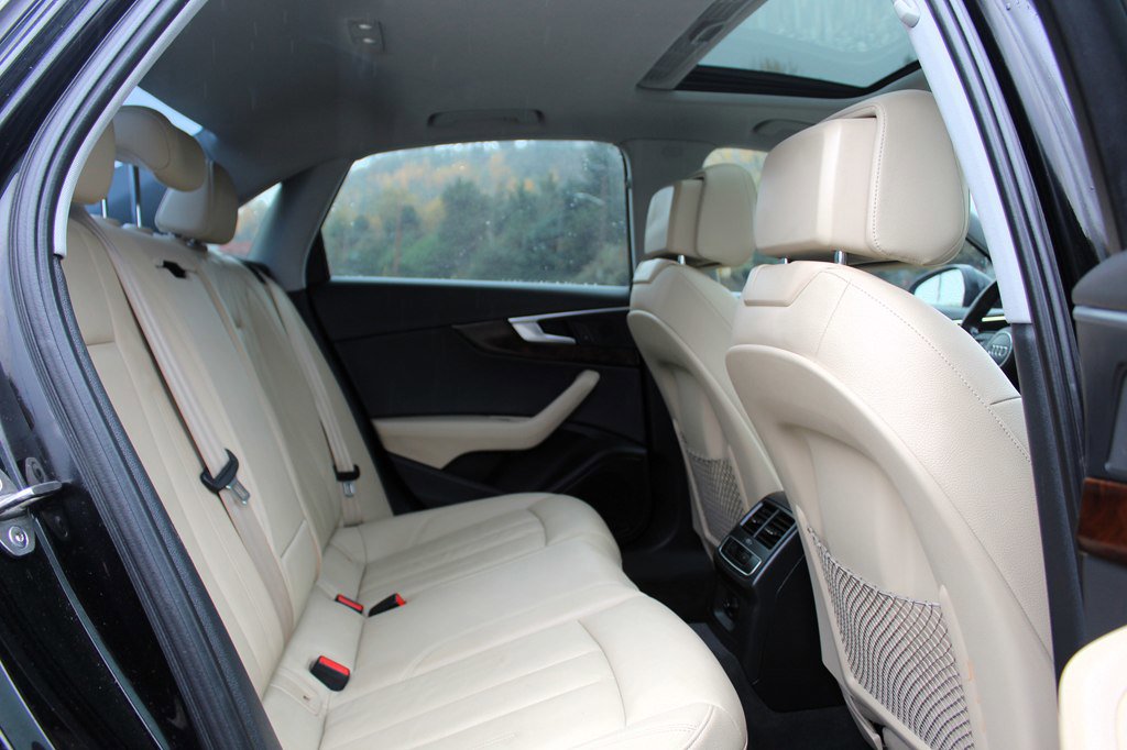 Used 2017 Audi A4 2.0T Premium w/ Audi MMI Navigation Plus image 19