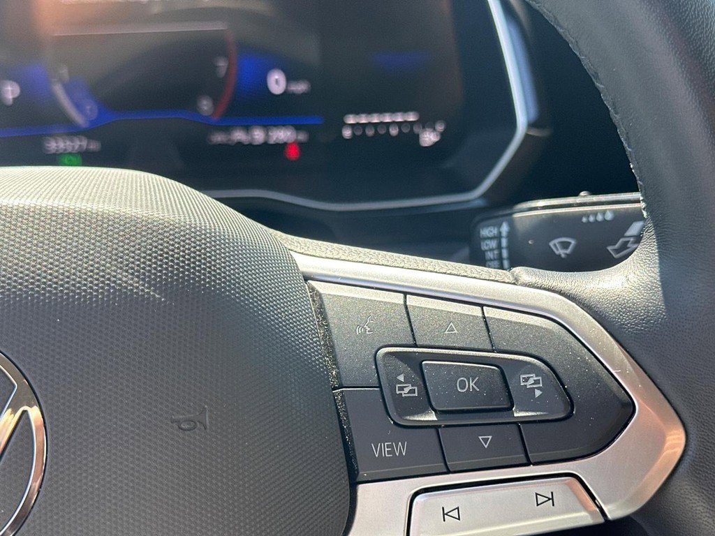 Used 2024 Volkswagen Jetta SE image 23