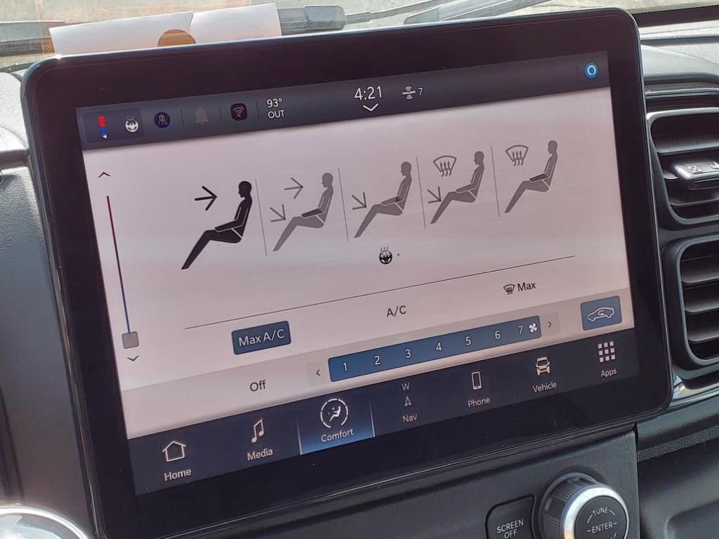 New 2024 RAM ProMaster 3500 w/ Premium Convenience Group image 5