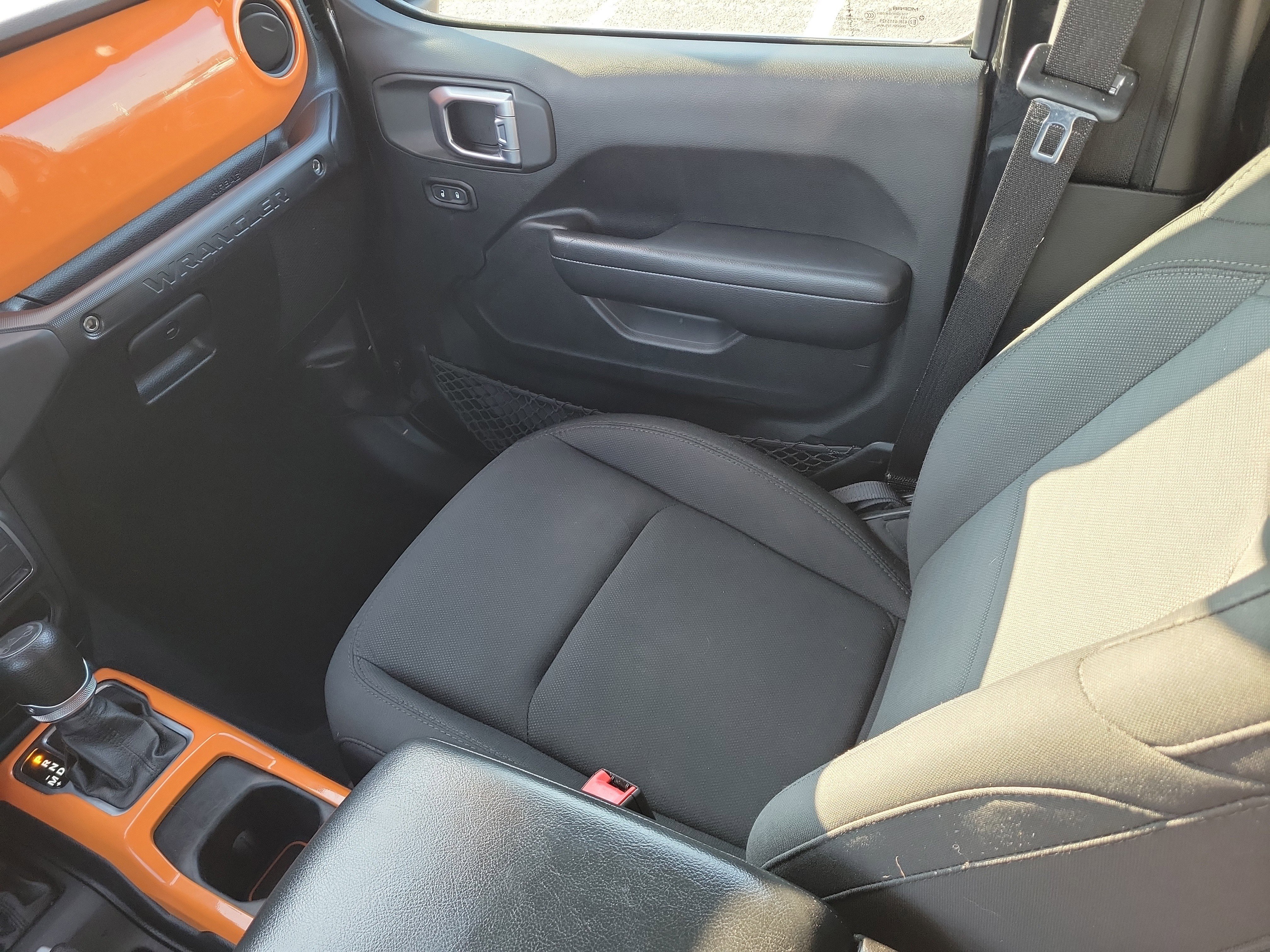 Used 2018 Jeep Wrangler Unlimited Sport S image 17