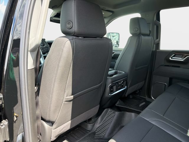 New 2026 GMC Sierra 2500 SLT w/ SLT Premium Package AWD/4WD image 13