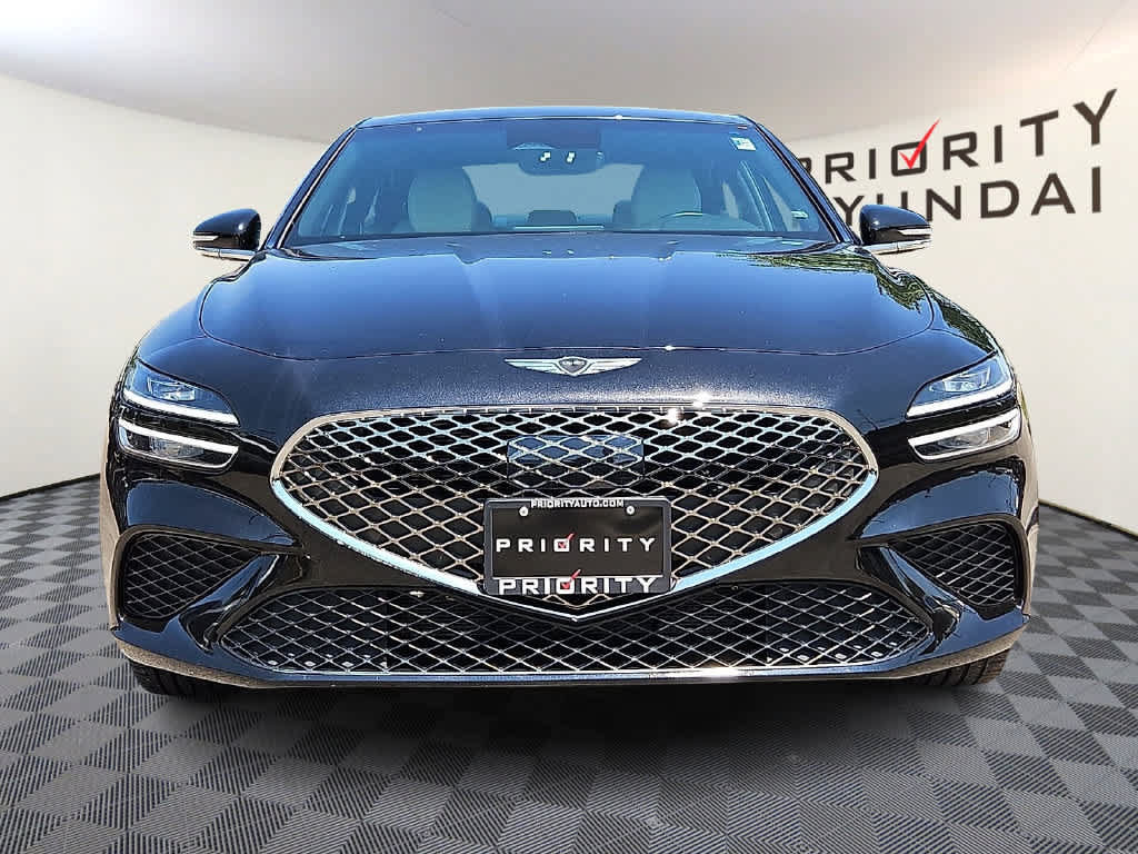 Used 2025 Genesis G70 2.5T AWD/4WD image 2