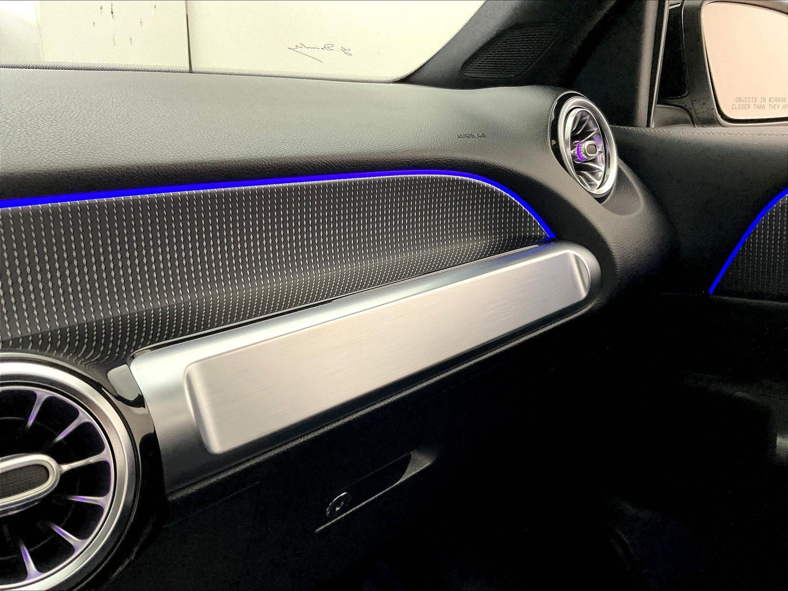 Certified 2021 Mercedes-Benz GLB 250 image 40