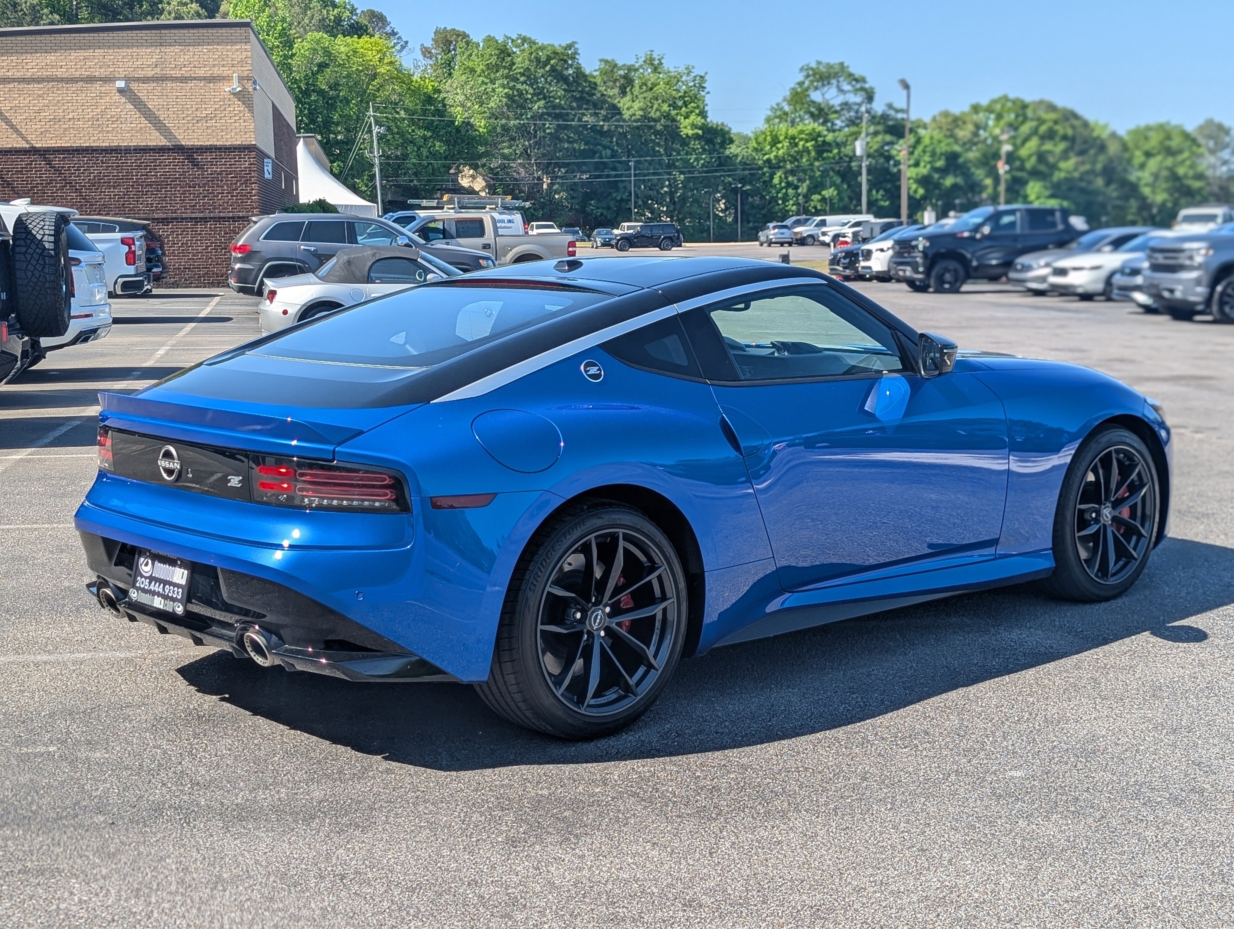 Used 2024 Nissan Z Performance w/ Floor Mat Package RWD image 9
