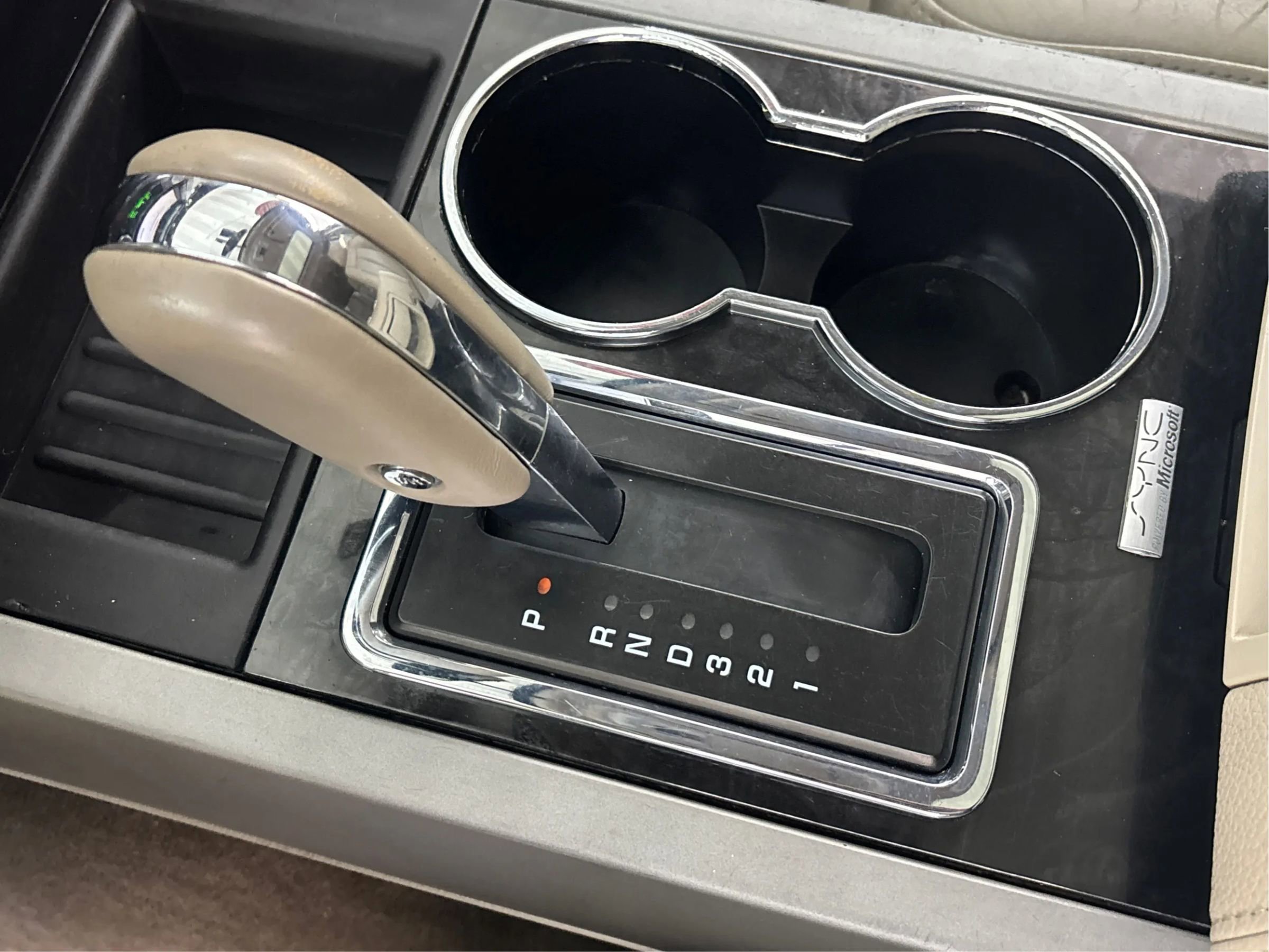 Used 2012 Ford Expedition Limited image 47