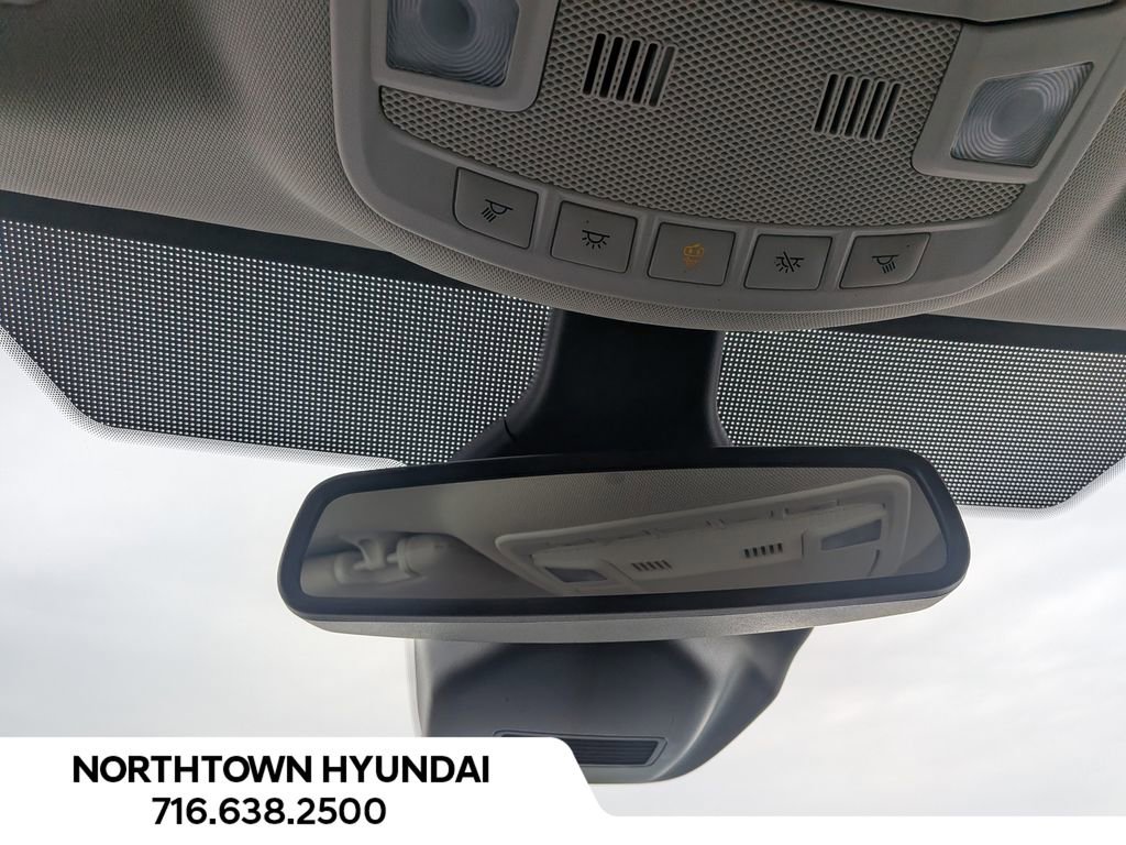 Used 2023 Ford Edge SEL image 21