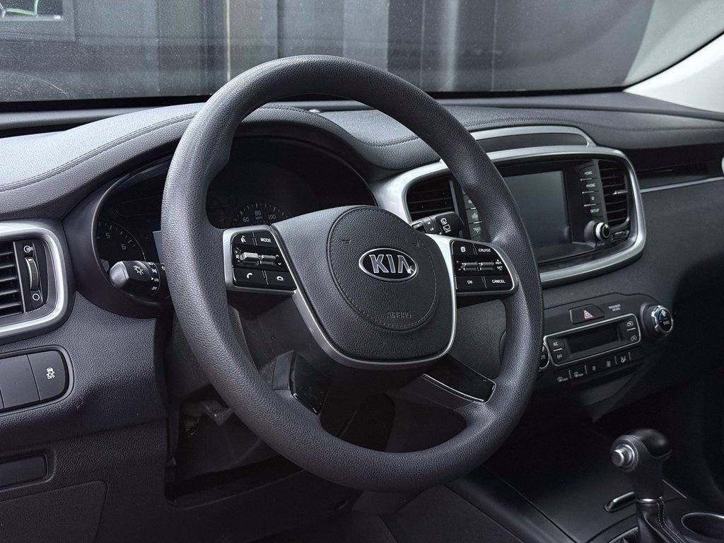 Used 2019 Kia Sorento LX image 15