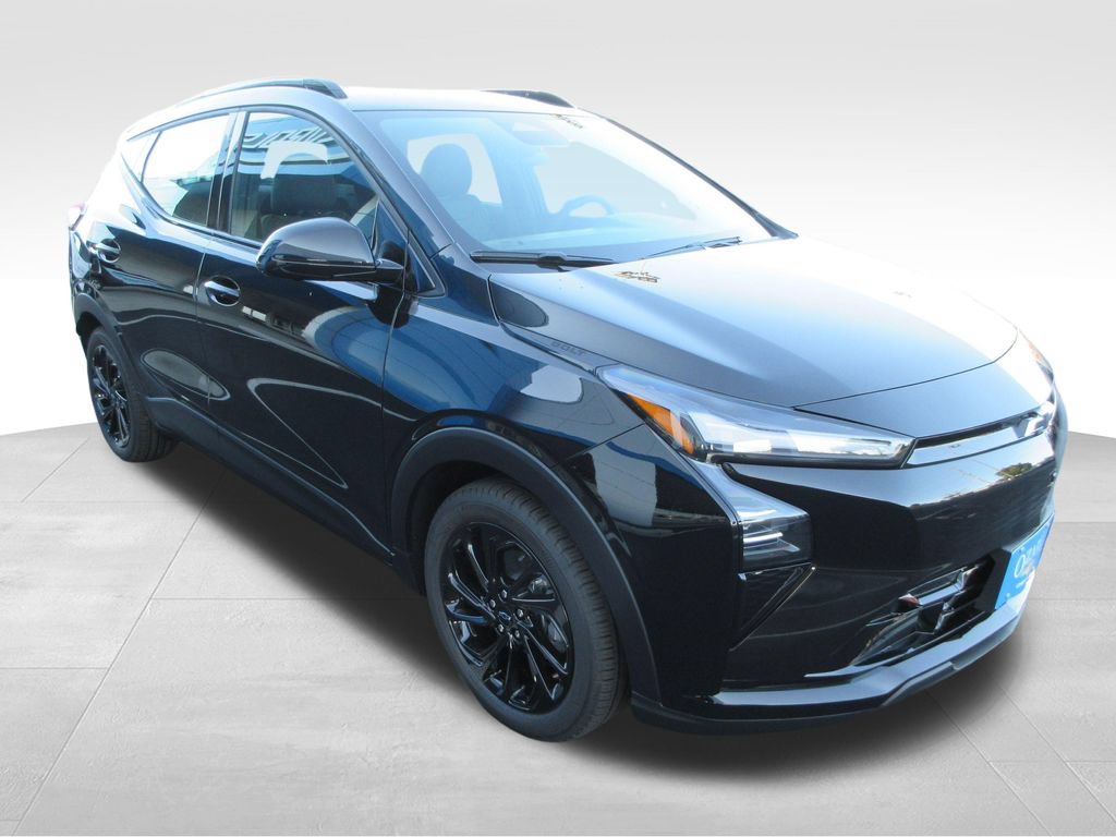 New 2027 Chevrolet Bolt RS w/ Technology Package FWD image 8
