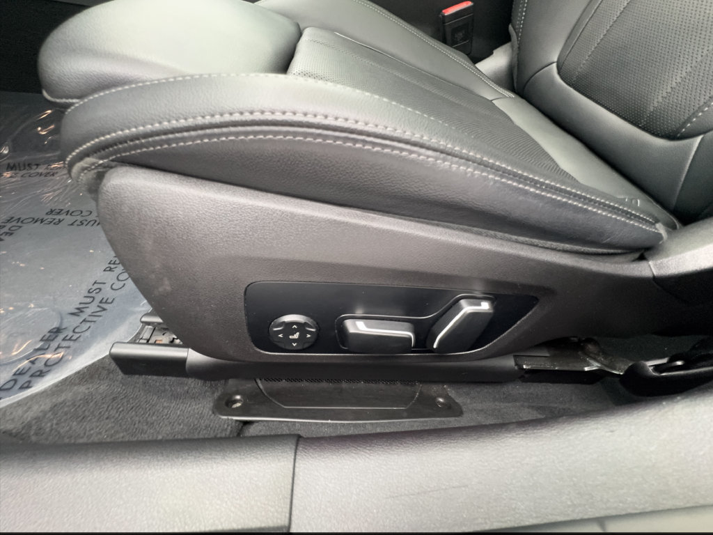 Used 2024 BMW 330i Sedan RWD image 26