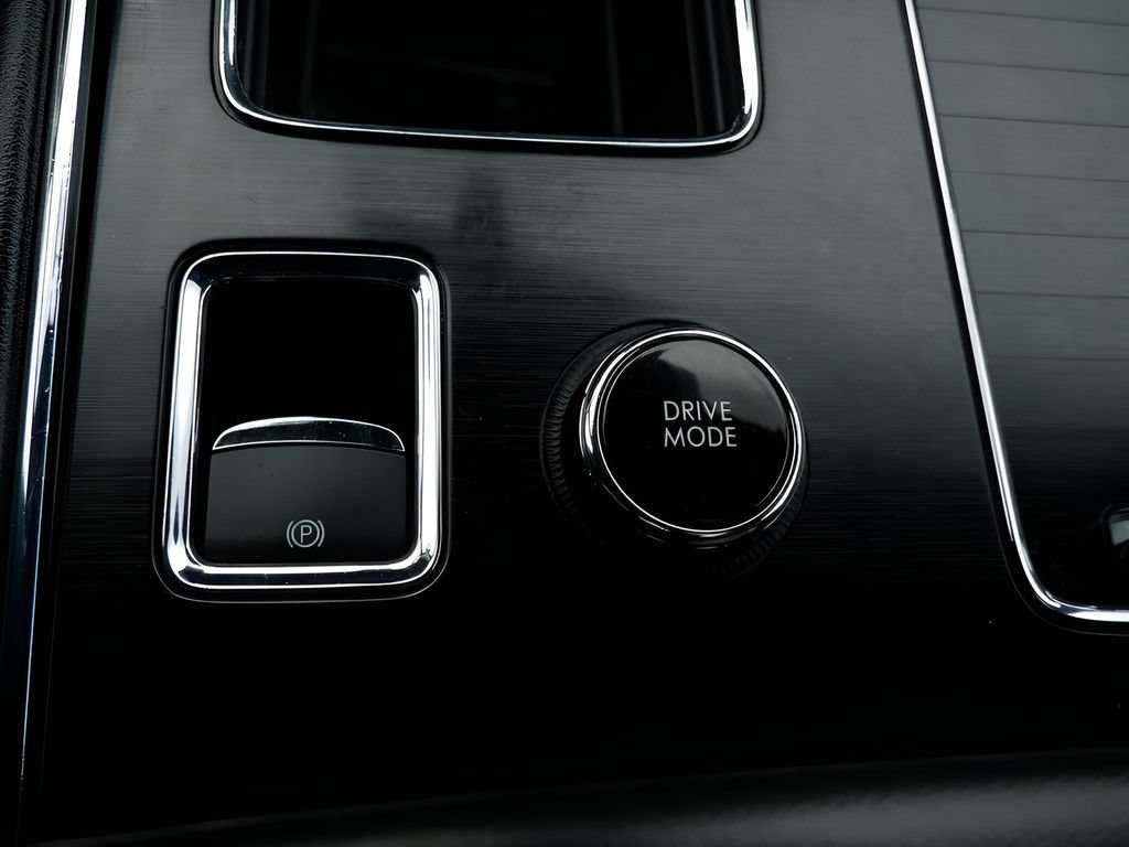 Used 2021 Lincoln Aviator Grand Touring w/ Equipment Group 301A AWD/4WD image 24