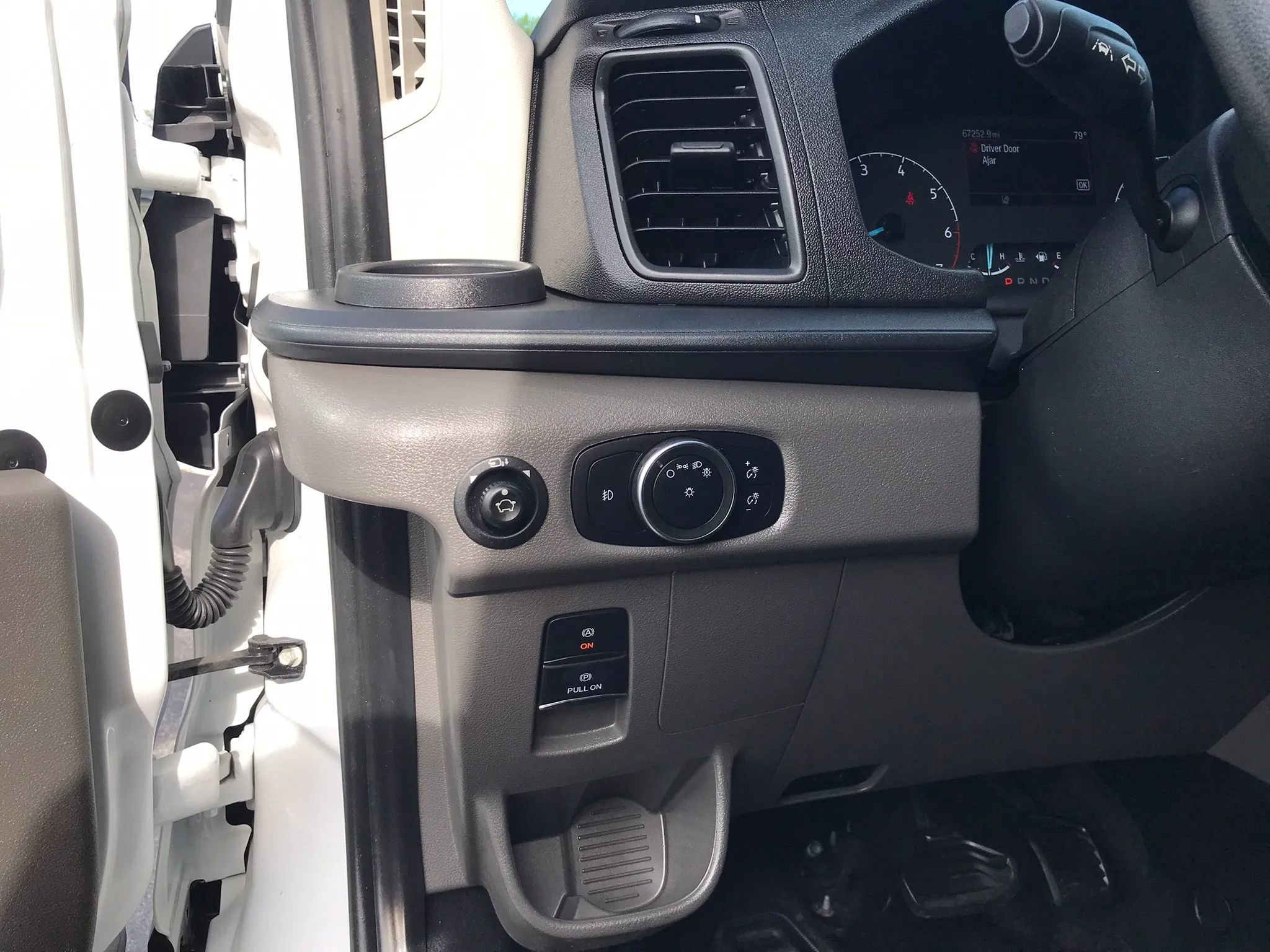 Used 2024 Ford Transit 350 XLT RWD image 13