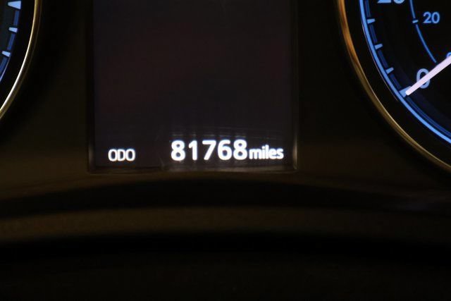 Used 2019 Toyota Corolla SE FWD image 16