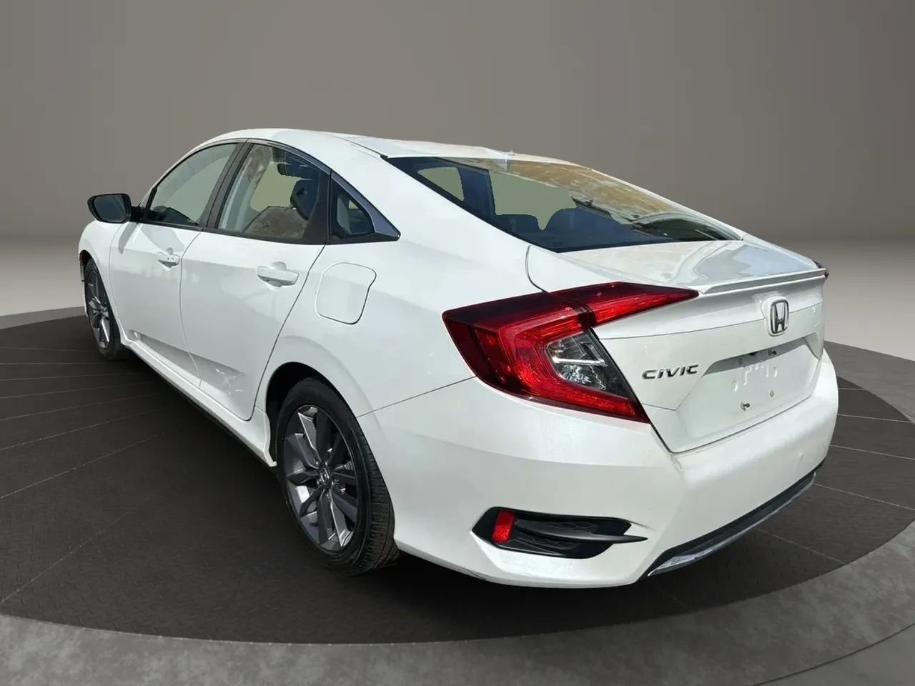 Used 2020 Honda Civic EX-L image 7
