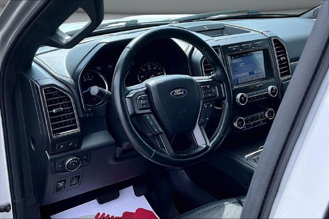 Used 2019 Ford Expedition Limited w/ Equipment Group 301A RWD image 17
