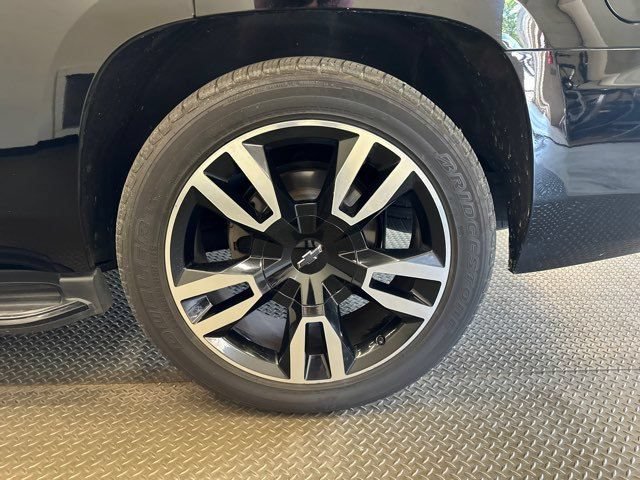 Used 2018 Chevrolet Tahoe Premier AWD/4WD image 40