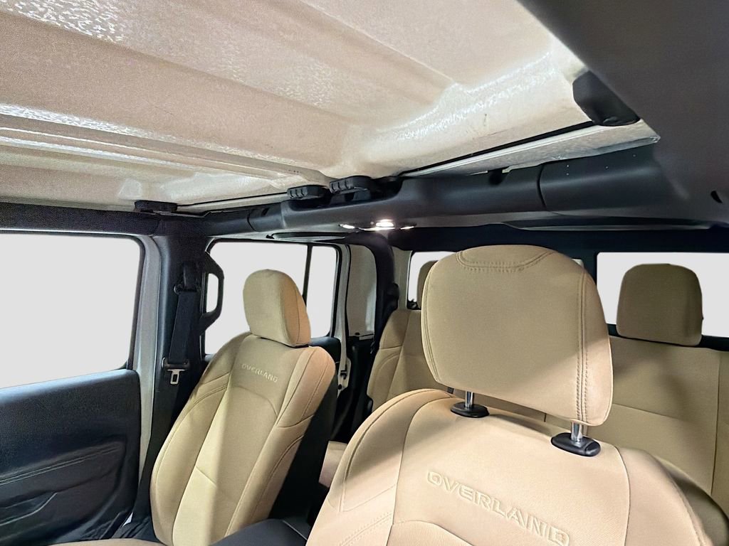 Used 2023 Jeep Gladiator Overland image 26